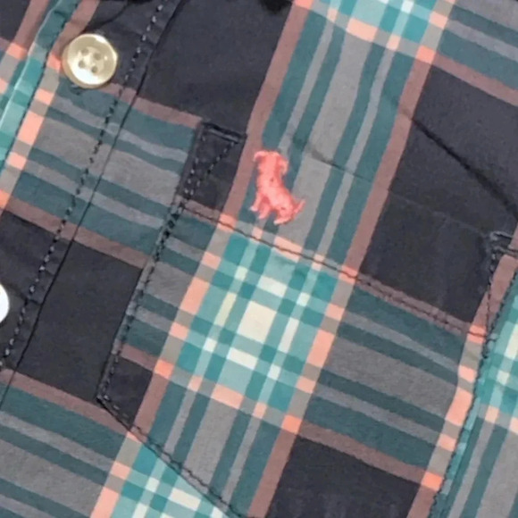 4/$20 Carter’s Plaid Boy’s Button Down Shirt -  12M - Picture 4 of 5